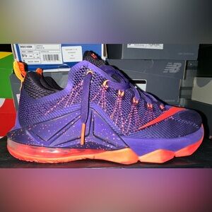 Nike LeBron 12 Low Court Purple Men’s 9.5/Women’s 11
